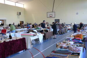 photo 8ème puces des couturières, loisirs créatifs & marché gourmand en Ségala