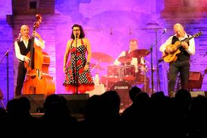 photo Les Accordés Swing 4tet en concert à Tous en Scène