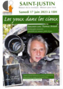 Les yeux dans les cieux