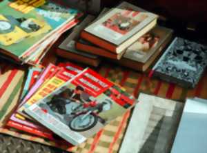 photo Marché du livre d'occasion et affiches