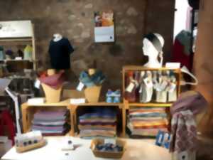 photo Exposition-vente de laine et soie
