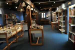 photo Atelier-jeux parents-enfants : déco de Noël