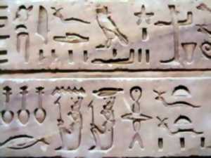 photo Conférence : « Le déchiffrement des hiéroglyphes : mythe et réalité » Musée Champollion Figeac
