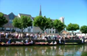 Marché sur l'eau traditionnel des Hortillonnages