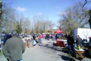 photo Vide-greniers / brocante / bourse 