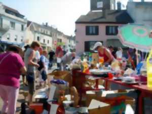 photo BROCANTE DU 1ER MAI