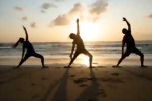 Yoga à la plage