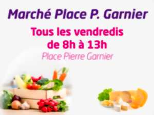 photo Marché de Nueil-Les-Aubiers - Place Pierre Garnier