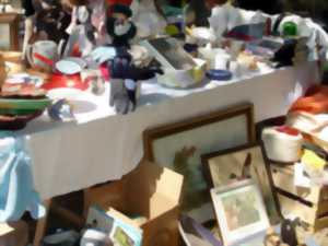 Salon des Antiquités avec l'Association Relais +