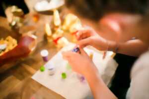 Atelier de gravure du petit  artiste en herbe