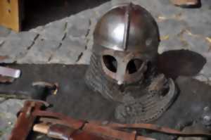 ANIMATIONS MÉDIÉVALES: COSTUMES, EQUIPEMENT ET ESCRIME