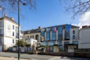 Visite de l'hôtel du Département