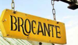Brocante à Attin