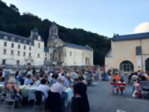 photo Marché fermier avec restauration