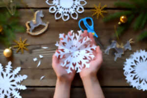 Atelier de Noël : Flocon de neige en papier (à partir de 7 ans)