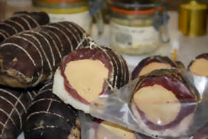 photo Marchés traditionnels primés au gras et aux truffes