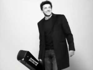 photo PATRICK BRUEL EN ACOUSTIQUE