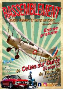 photo Rassemblement avions, voitures et motos anciennes