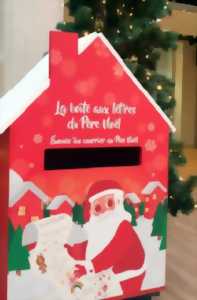 photo La boîte aux lettres du Père Noël - Marques Avenue Troyes