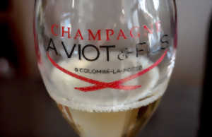 photo Un dimanche à la campagne - Champagne A.Viot & Fils