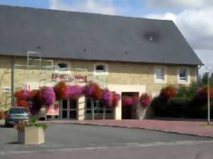 photo Atelier de confection de masques à Villers-Bocage