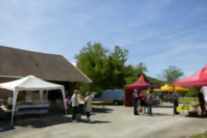 photo Marché des producteurs à Busy