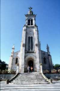 photo Visite Guidée : Eglise Saint-Ferdinand en costumes d'époque