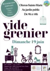 photo Vide grenier de l'association sportive