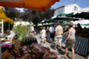 photo Petit marché traditionnel de Mézin