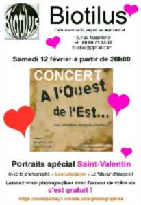 photo Concert - A l'Ouest de l'Est...Duo acoustique, musiques d'ailleurs