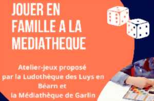 photo Jouer en famille, à la médiathèque