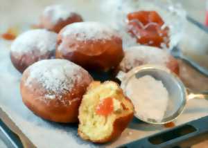 photo Confection de beignets de carnaval