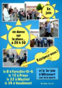 Dansons sur la place