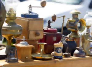 photo Vide grenier de l'Amicale des Donneurs de Sang et le Lions Club de Gujan-Mestras Les Barbots