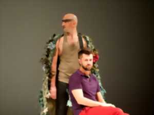 THÉÂTRE : 'MA FORÊT FANTÔME'