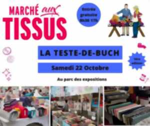 Tisséade marché aux tissus