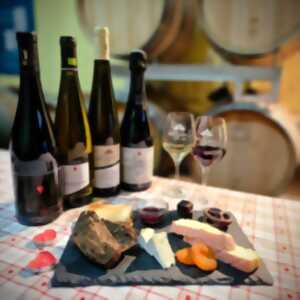 Visite guidée et découverte viticole en amoureux (vin, fromage et chocolat)