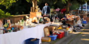 Brocante à Lignières