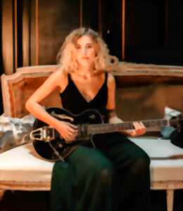 Mary Bach en concert