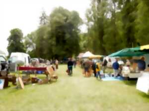 photo Brocante et vide-greniers d'automne