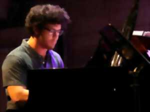CHARLES HEISSSER : PIANO