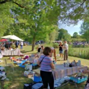 photo Vide-Grenier au Lac de Marcenac