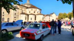 photo Rassemblement de véhicules anciens