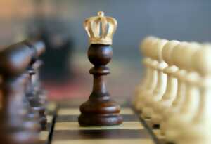 photo Animations d'échecs - échiquier géant et tables d'échecs