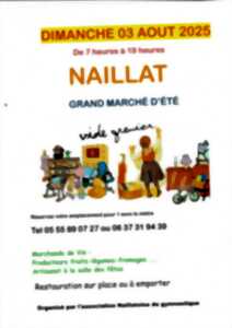 photo Marché d'été et vide grenier