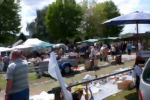 Brocante et vide grenier