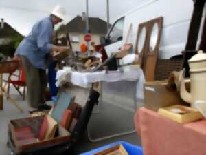 photo Vide-grenier