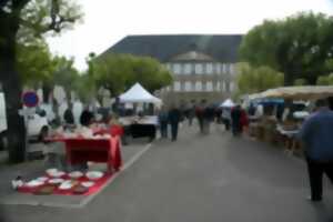 Brocante, vide-greniers