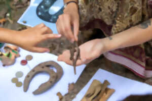 photo Les Tours de Merle : Les apprentis archéologues