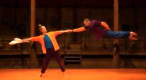 Cirque et danse :  LA FABULEUSE HISTOIRE DE BASARKUS